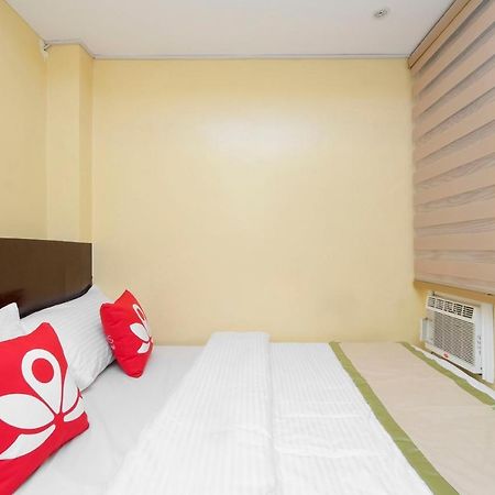 Zen Rooms Time Travellers Makati Makati City Екстериор снимка