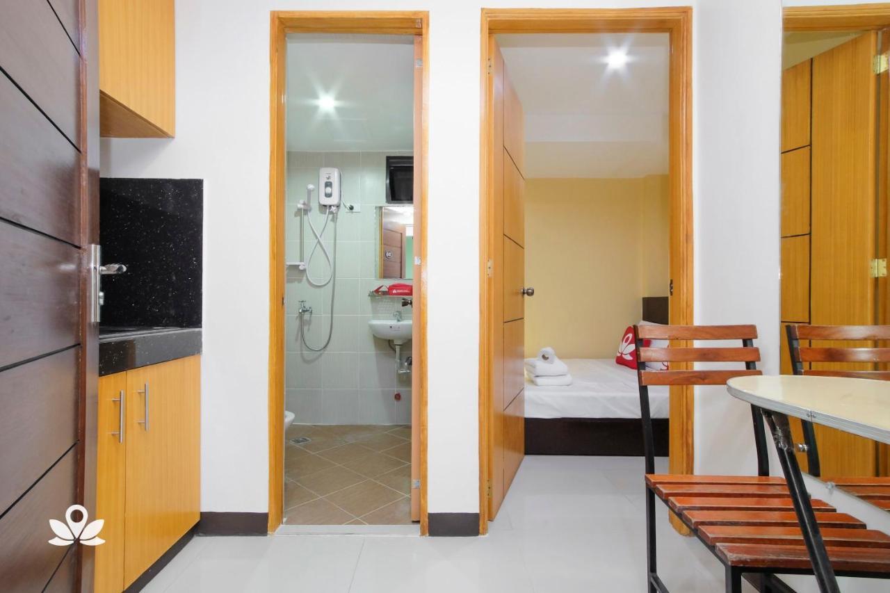 Zen Rooms Time Travellers Makati Makati City Екстериор снимка